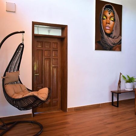 Private Backdoor Villa With Big Swimming Pool And Services Of Chef Included Diani Beach Exterior foto
